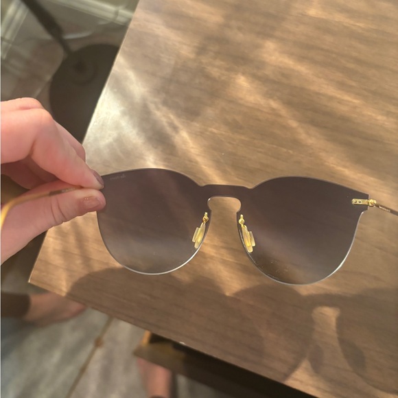 Illesteva Leonard 2 Mask - Picture 2 of 3